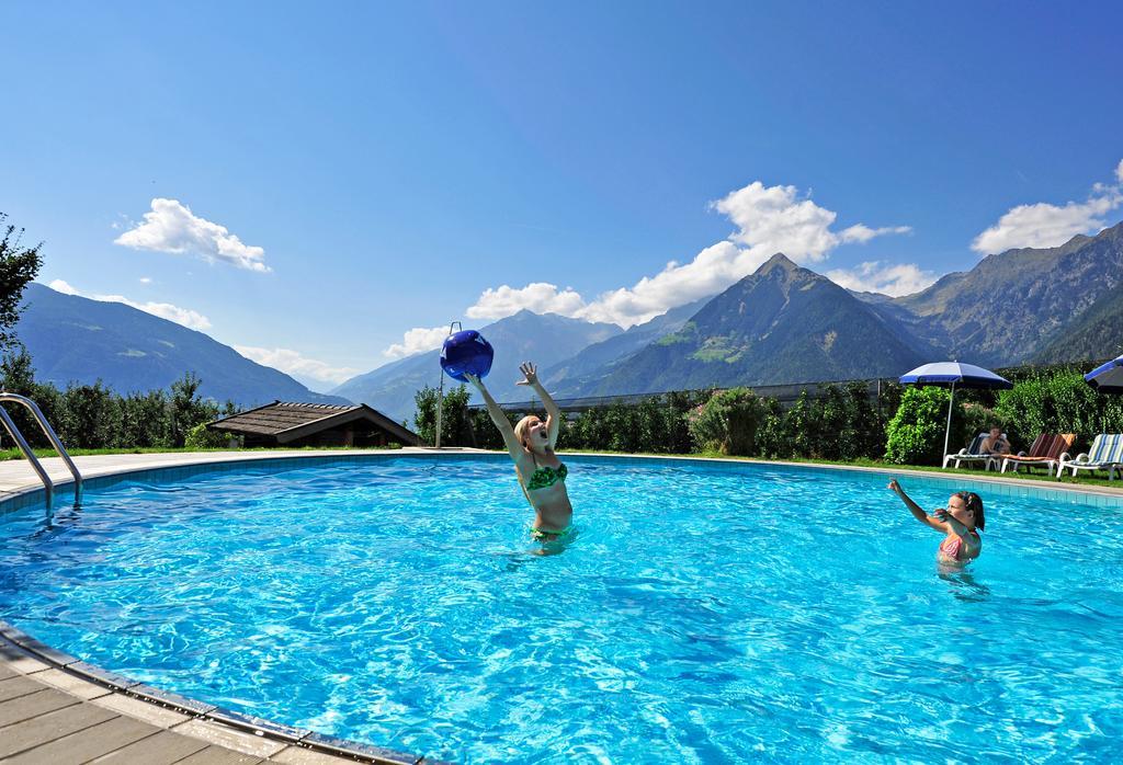 Pension Laurin Scena Exterior foto