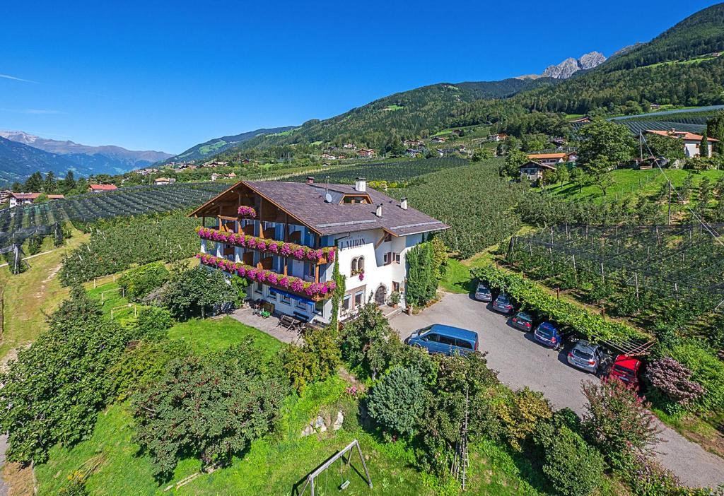 Pension Laurin Scena Exterior foto