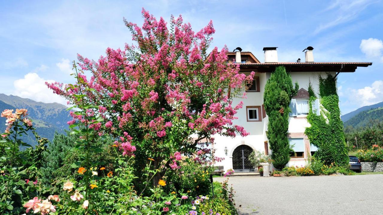 Pension Laurin Scena Exterior foto